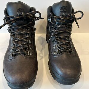 WOMENS/ YOUTH TIMBERLAND EURO HIKER BOOTS